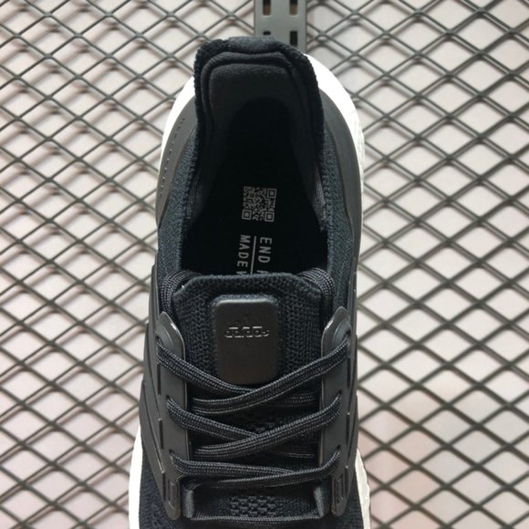 Adidas Ultra Boost 22 main image 6